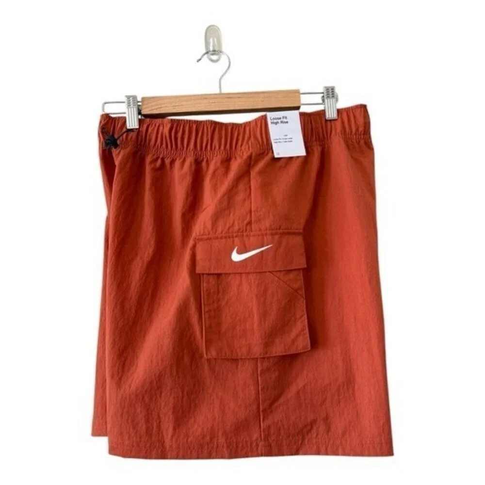 NIKE Women’s Woven High Rise Loose Fit Shorts Rust Brown NEW